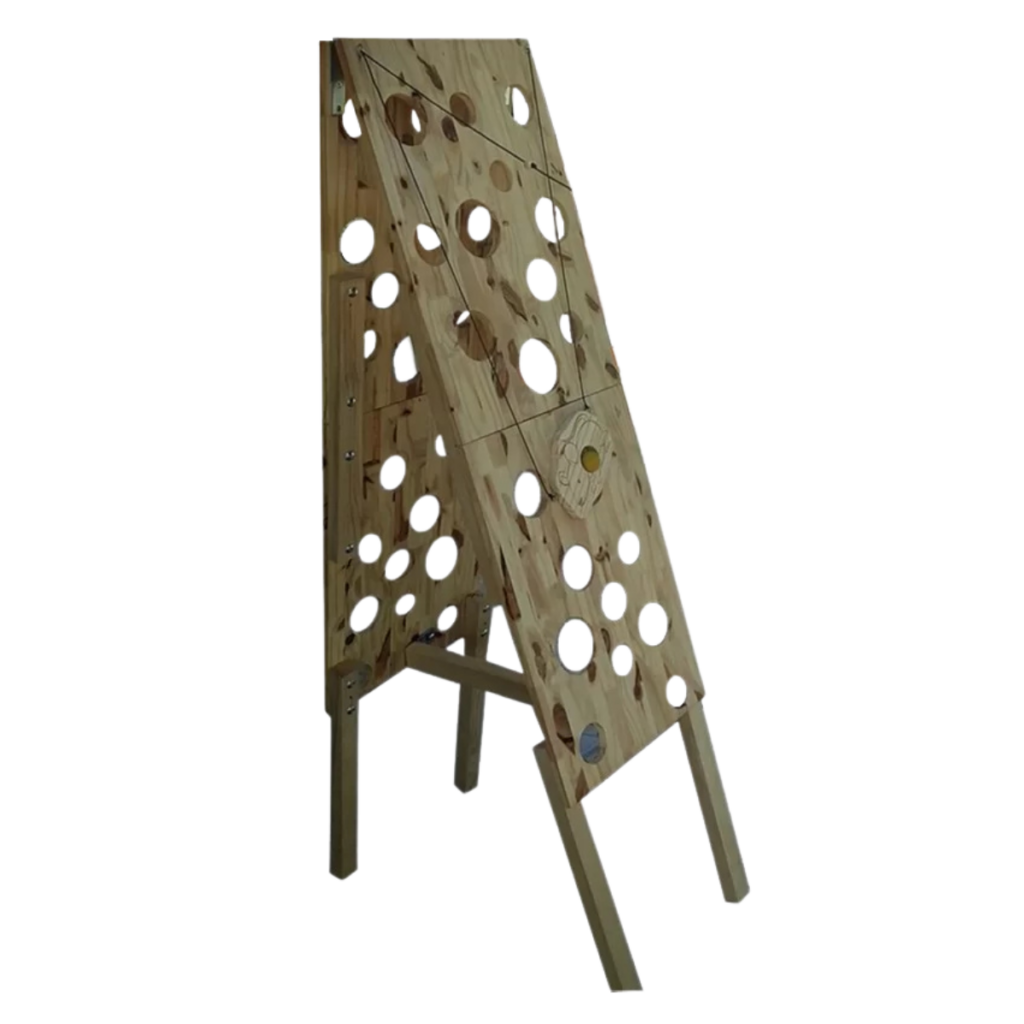 Location jeux en bois géants - Jeu du gruyère - Agence LDMN