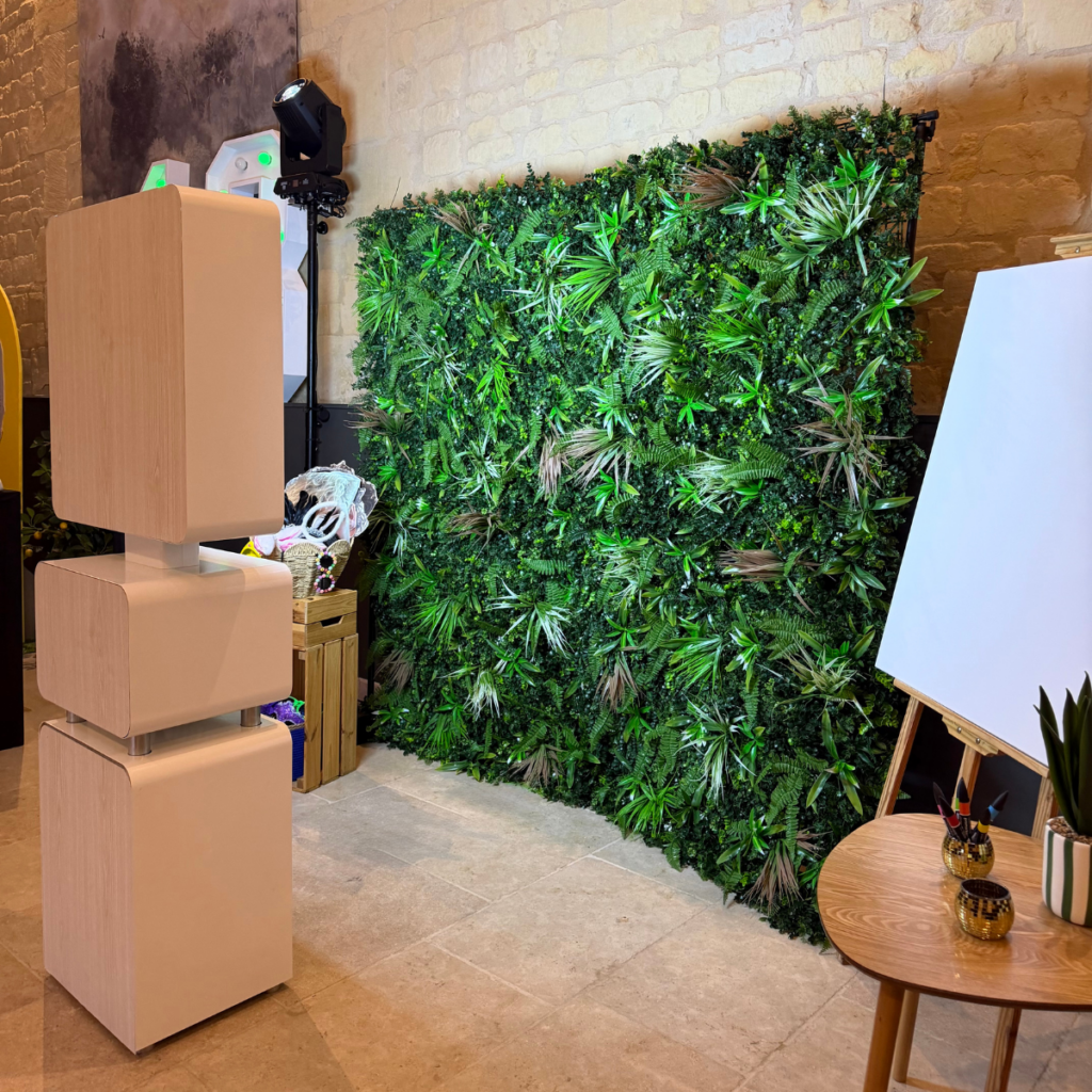 Location photobooth borne à selfies Agence LDMN CAEN NORMANDIE (3)
