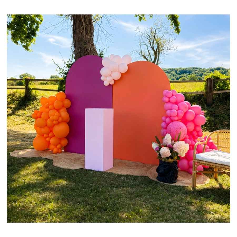 Location backdrop photocall rose fushia et orange à Deauville par l'Agence LDMN