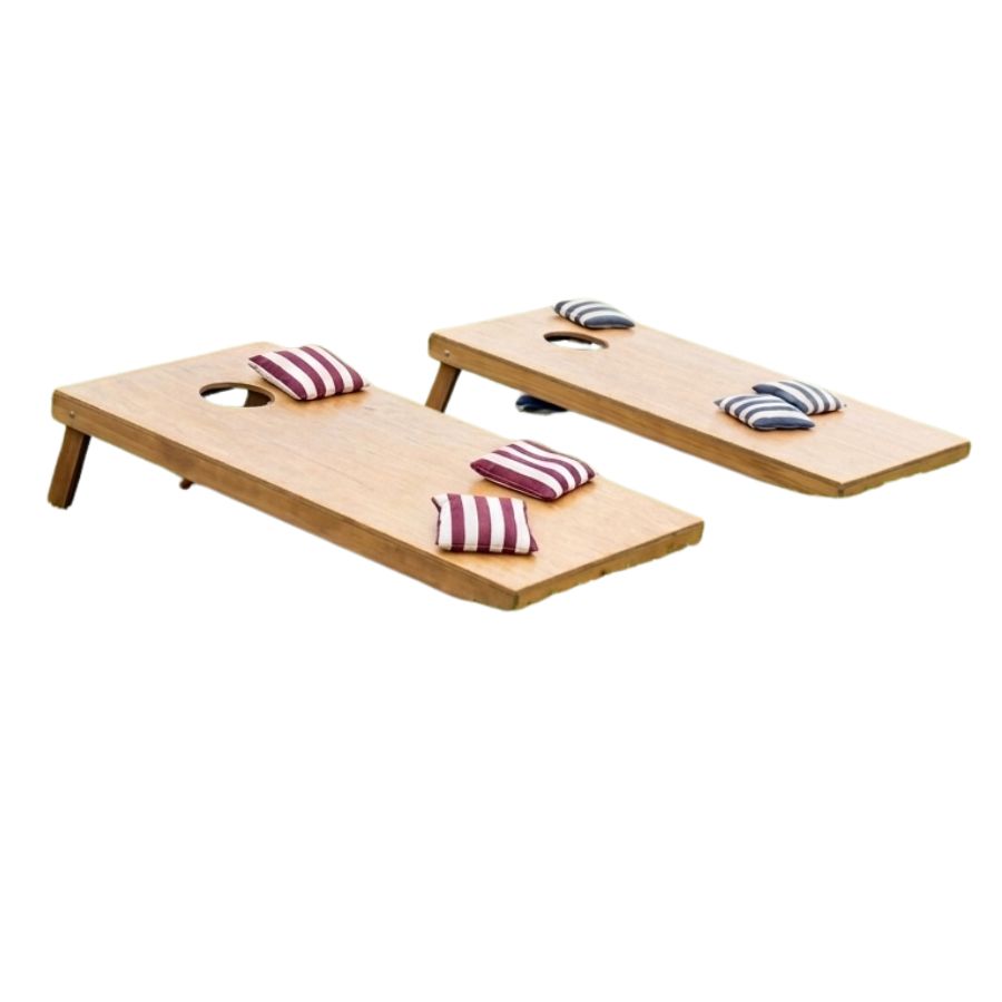 Location cornhole jeu géant en bois à Caen par l'Agence LDMN